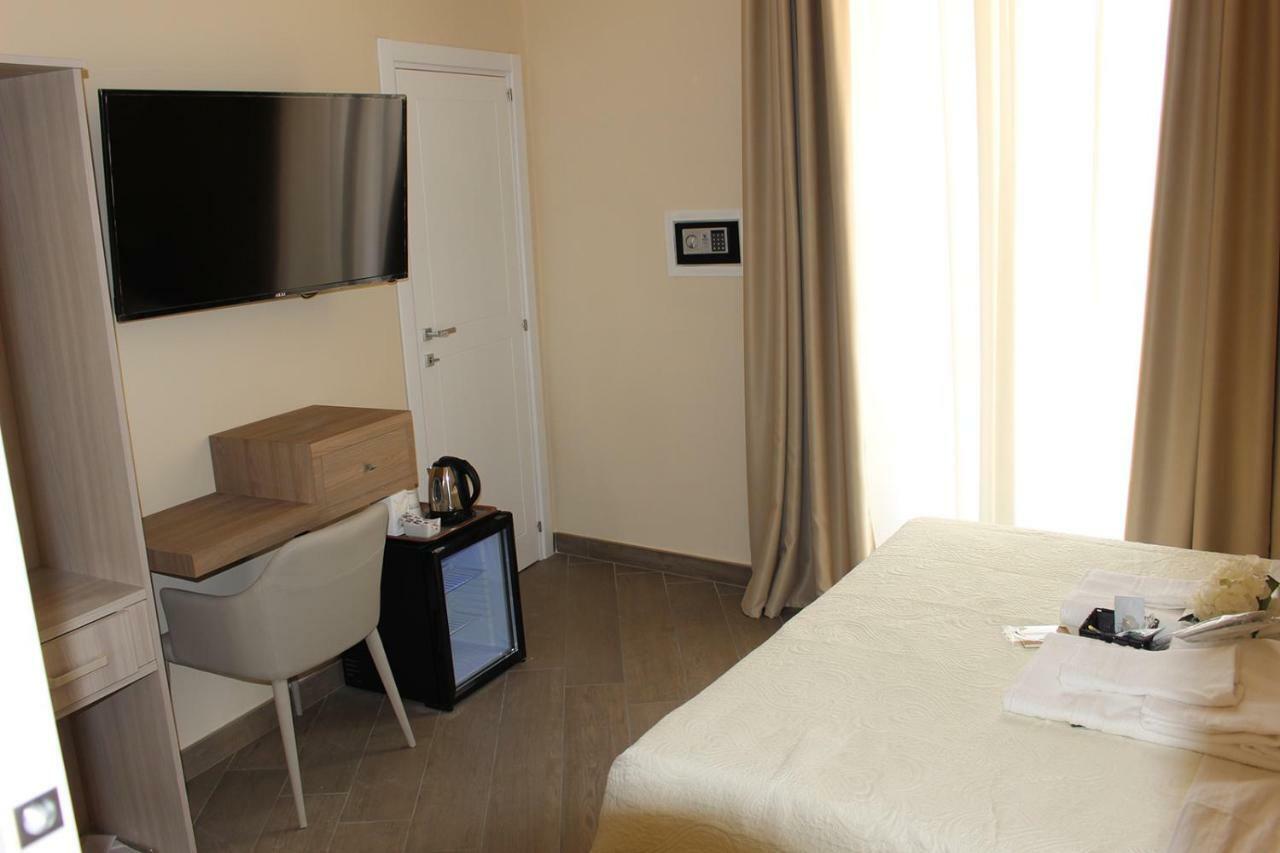 B&B Napoli Holidays Nápoles Exterior foto