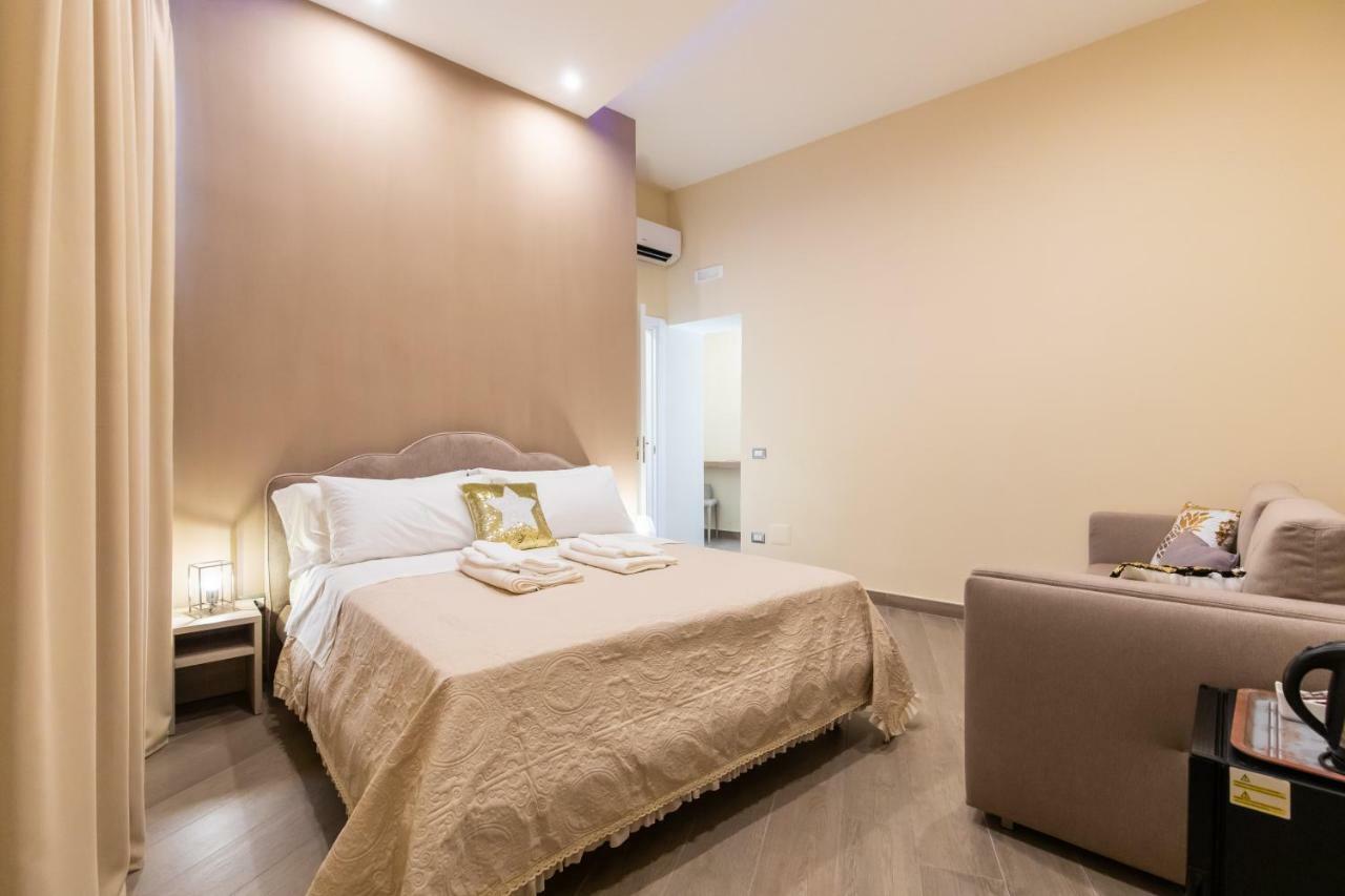 B&B Napoli Holidays Nápoles Exterior foto